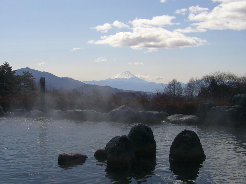 فندق هوكوتوفي  Yatsugatake Izumiso المظهر الخارجي الصورة