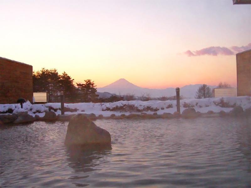 فندق هوكوتوفي  Yatsugatake Izumiso المظهر الخارجي الصورة